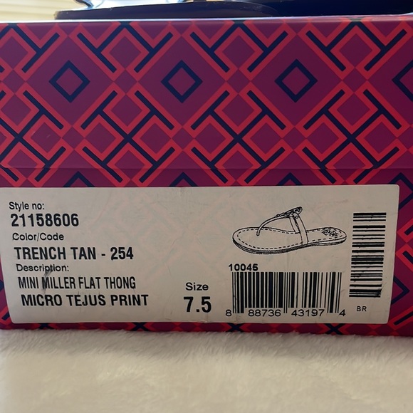 Sold Tory Burch 2 pairs of sandals - Picture 11 of 11